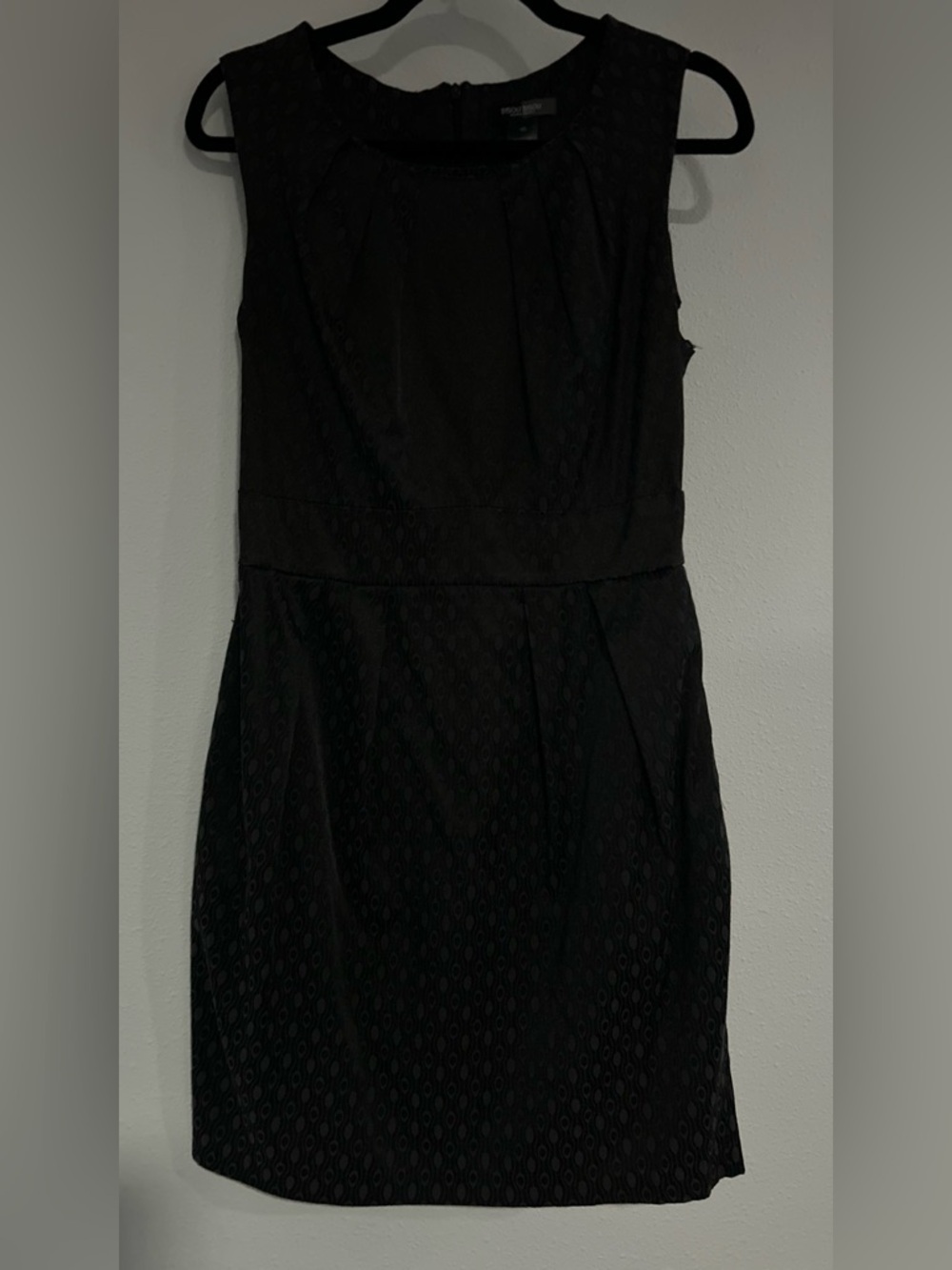 Bisou Bisou Black Sleeveless Mini Sheath Dress